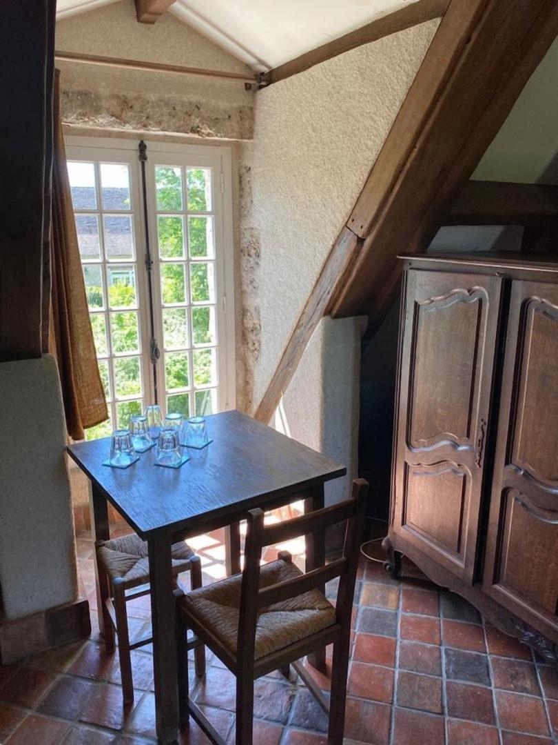 Chateau De Montrame Soisy-Bouy Oda fotoğraf