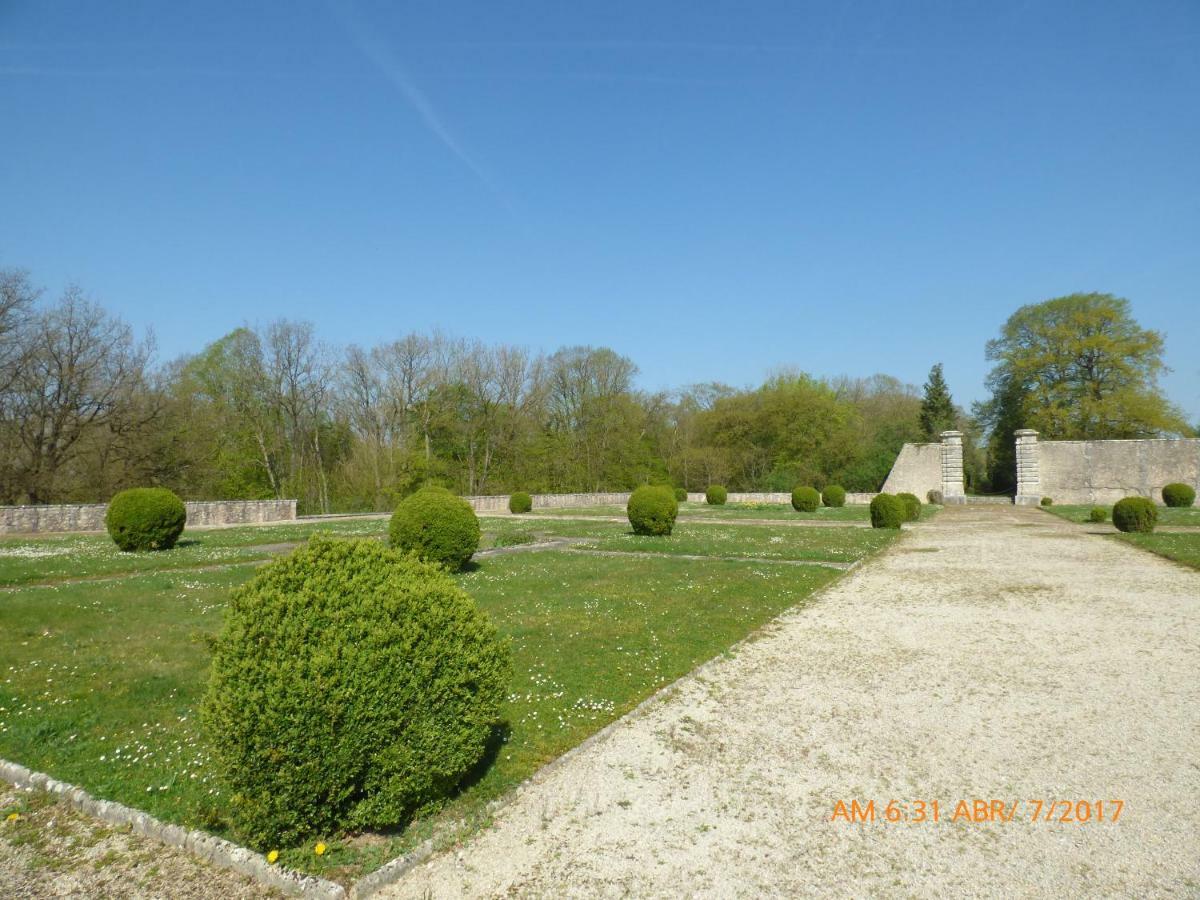 Chateau De Montrame Soisy-Bouy Dış mekan fotoğraf
